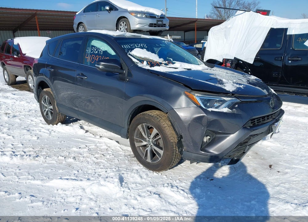 2018 TOYOTA RAV4 XLE VIN: 2T3RFREV5JW819436
