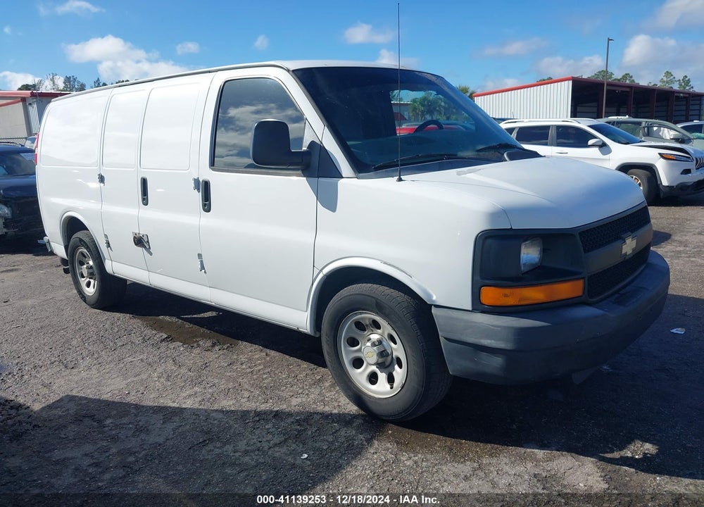 2011 CHEVROLET EXPRESS 1500 WORK VAN VIN: 1GCSGAFX0B1172332