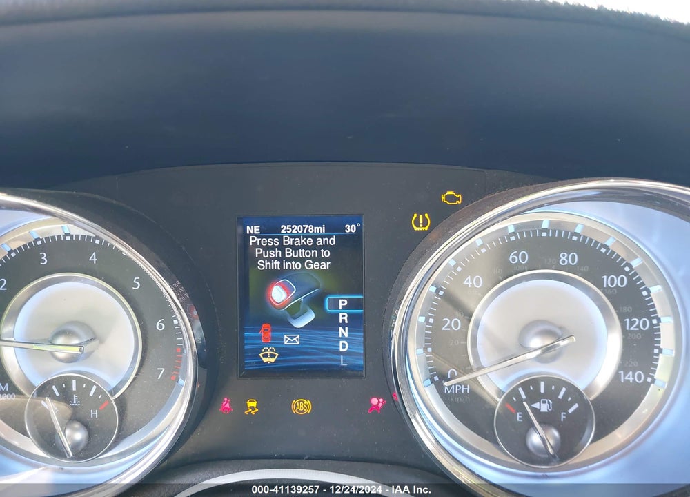 2013 CHRYSLER 300 MOTOWN VIN: 2C3CCAAG1DH556474