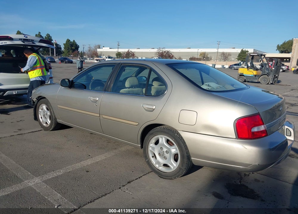 2000 NISSAN ALTIMA GLE/GXE/SE/XE VIN: 1N4DL01D5YC141365