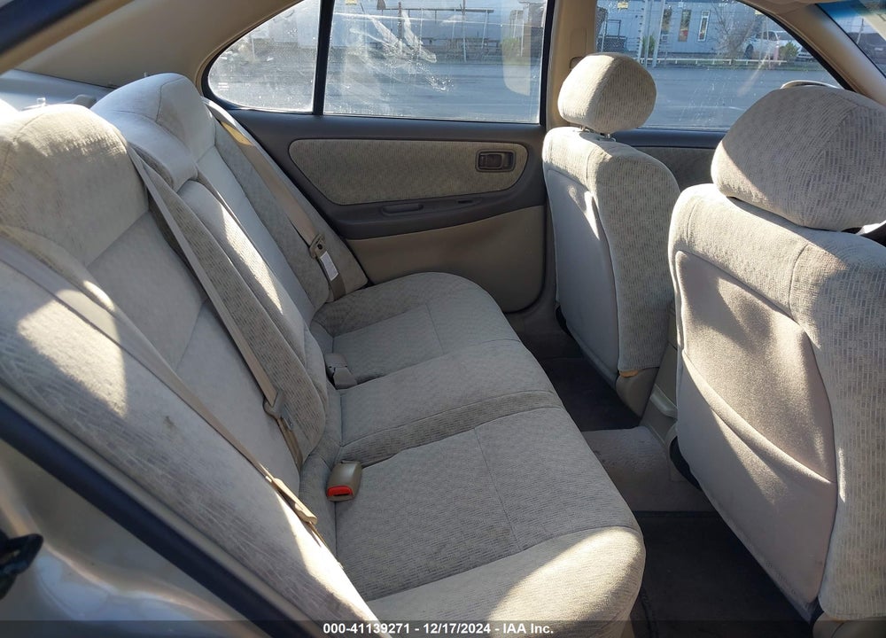 2000 NISSAN ALTIMA GLE/GXE/SE/XE VIN: 1N4DL01D5YC141365