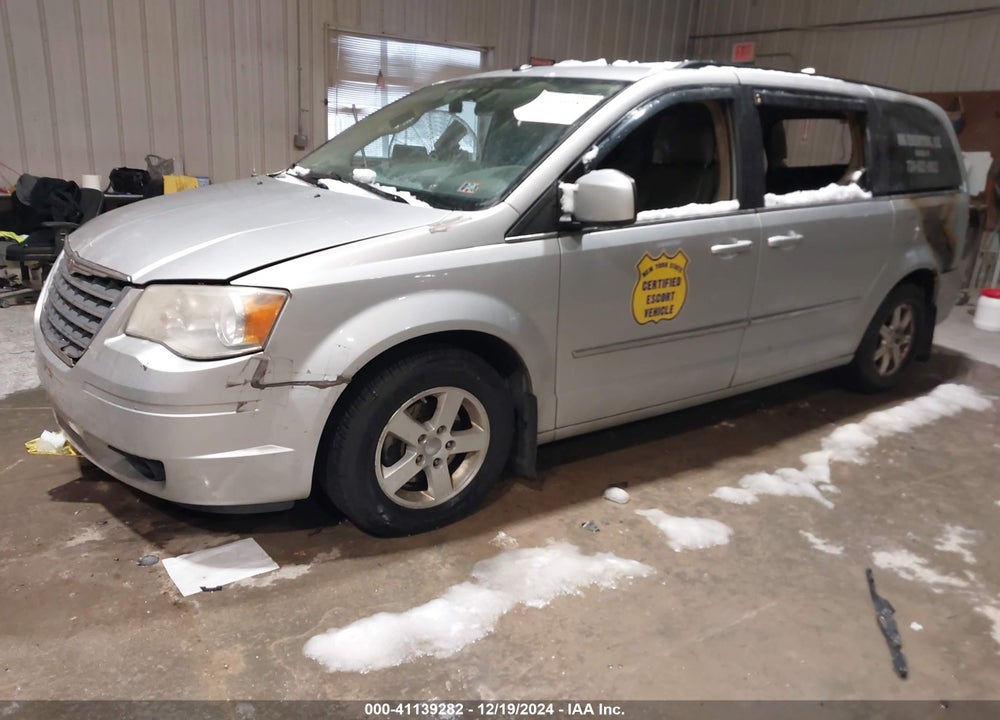 2010 CHRYSLER TOWN & COUNTRY TOURING VIN: 2A4RR5D12AR127606