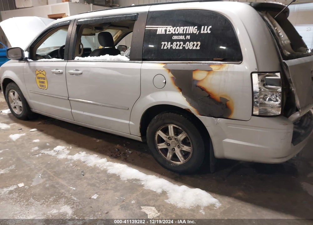 2010 CHRYSLER TOWN & COUNTRY TOURING VIN: 2A4RR5D12AR127606