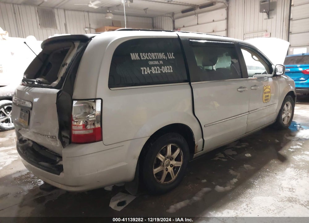 2010 CHRYSLER TOWN & COUNTRY TOURING VIN: 2A4RR5D12AR127606
