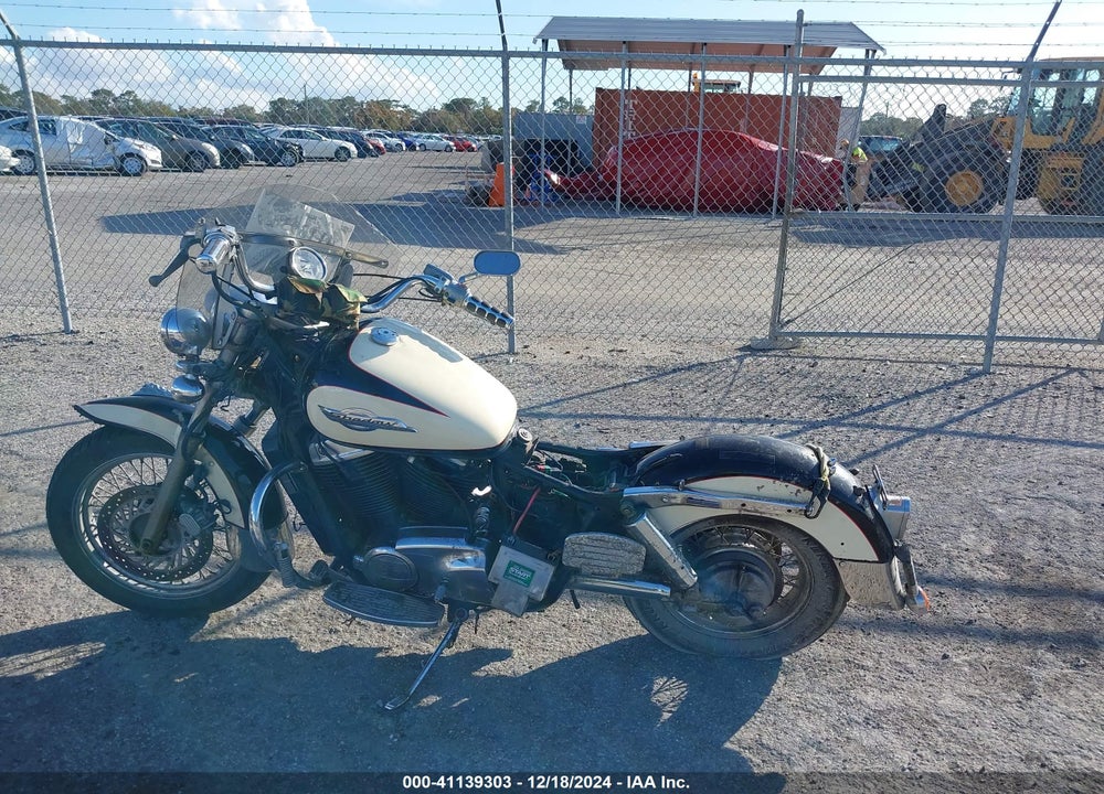 1997 HONDA VT1100 C2A/C2AC VIN: 1HFSC3234VA203229