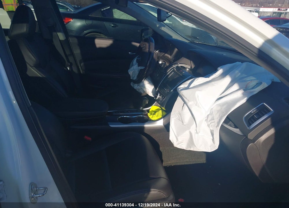 2016 ACURA TLX VIN: 19UUB1F33GA009610