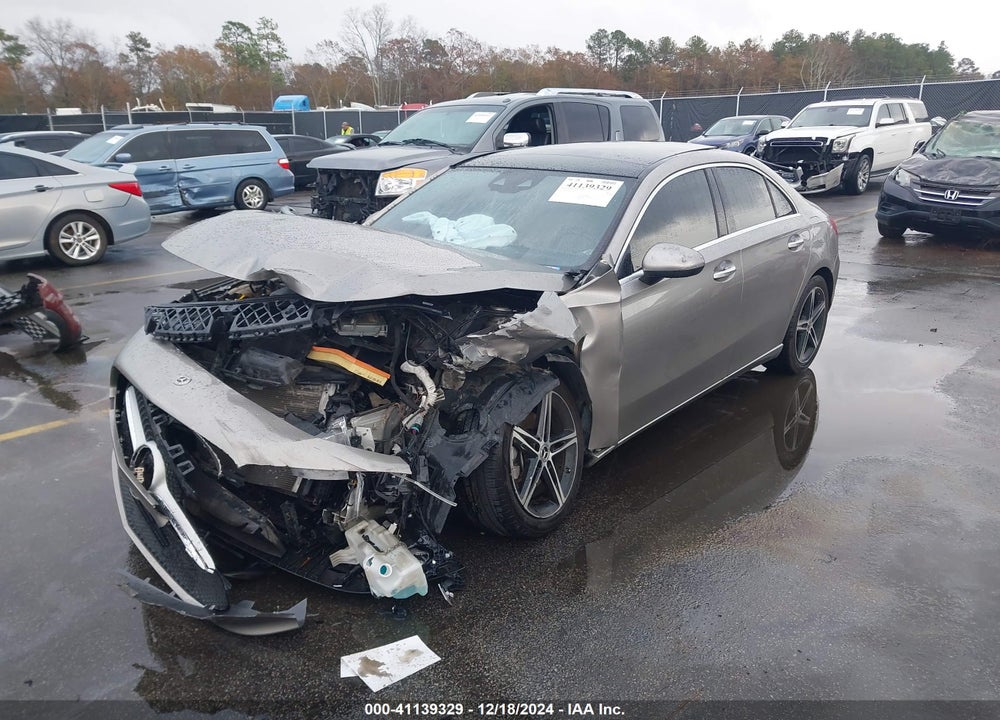 2019 MERCEDES-BENZ A 220 VIN: WDD3G4EB7KW001372