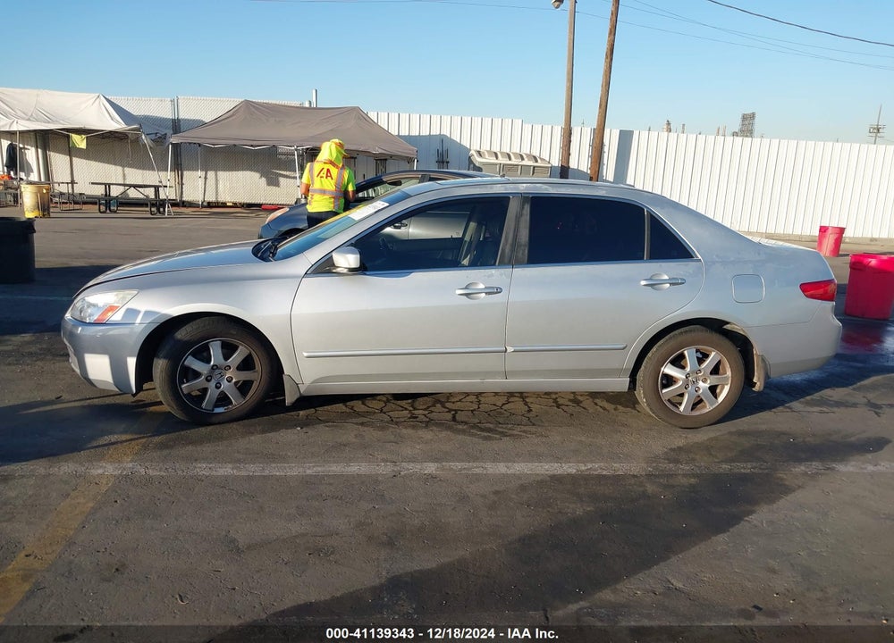 2005 HONDA ACCORD 3.0 EX VIN: 1HGCM66835A037063