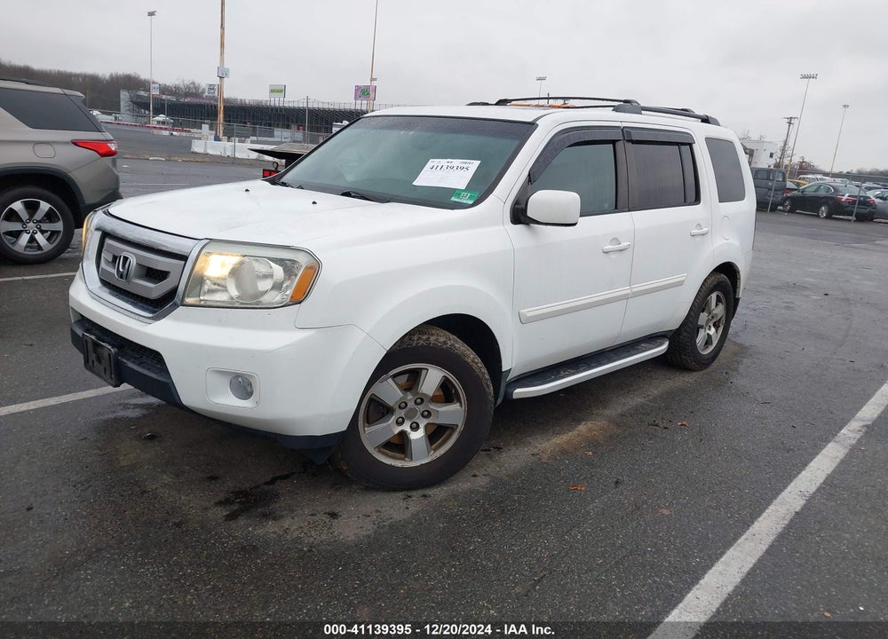 2011 HONDA PILOT EX-L VIN: 5FNYF4H71BB084862