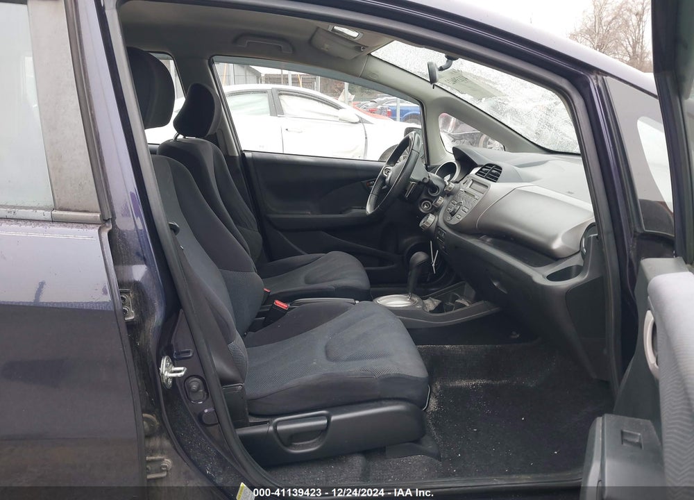 2010 HONDA FIT SPORT VIN: JHMGE8H42AC010839