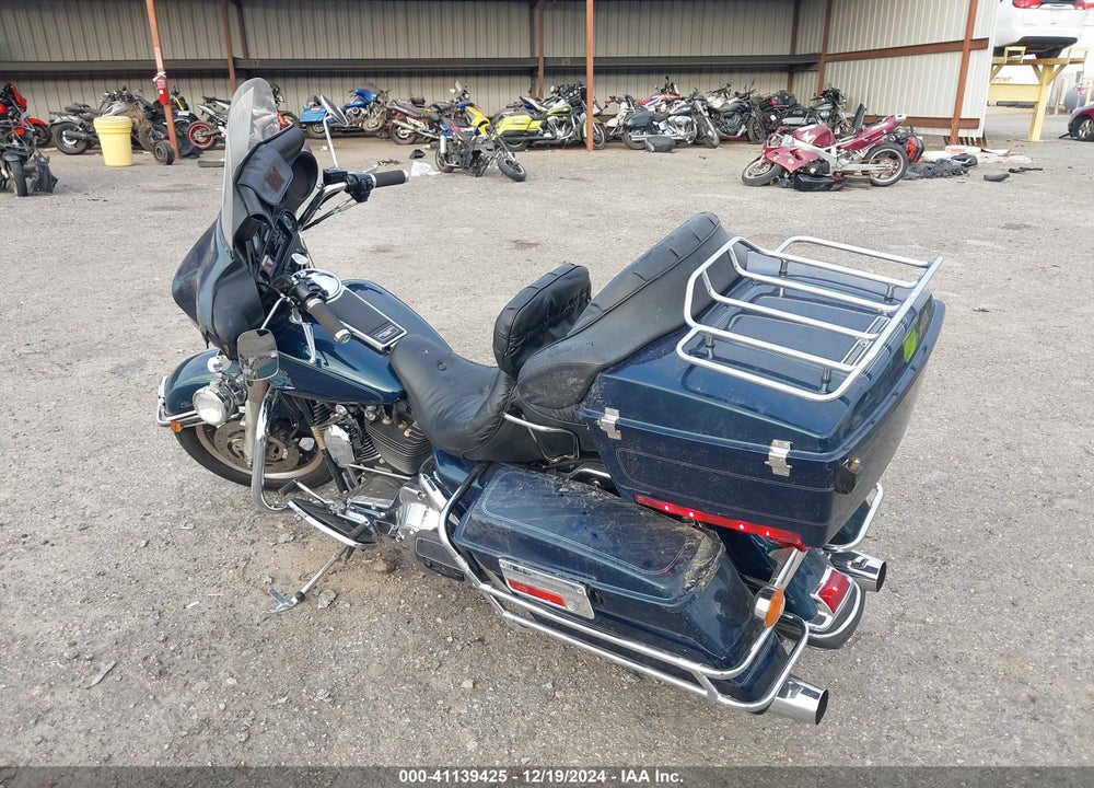 2001 HARLEY-DAVIDSON FLHT CLASSIC VIN: 1HD1DJV161Y623317