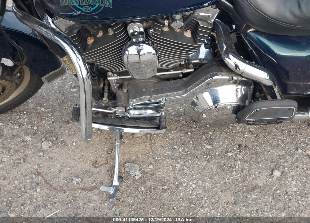 2001 HARLEY-DAVIDSON FLHT CLASSIC VIN: 1HD1DJV161Y623317