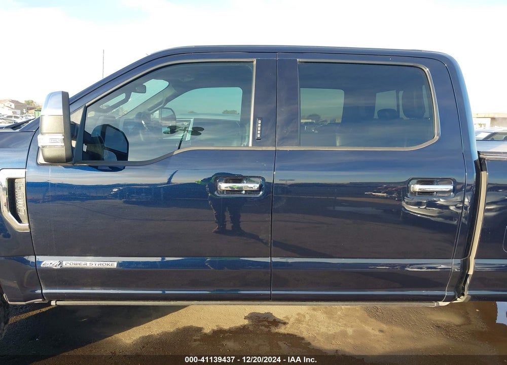 2022 FORD F-350 LARIAT VIN: 1FT8W3BT8NEF83311