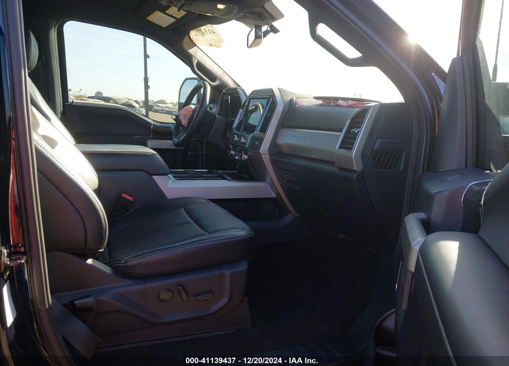 2022 FORD F-350 LARIAT VIN: 1FT8W3BT8NEF83311