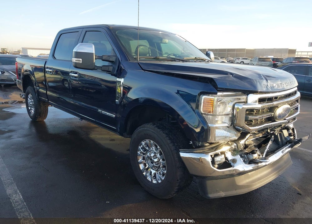 2022 FORD F-350 LARIAT VIN: 1FT8W3BT8NEF83311