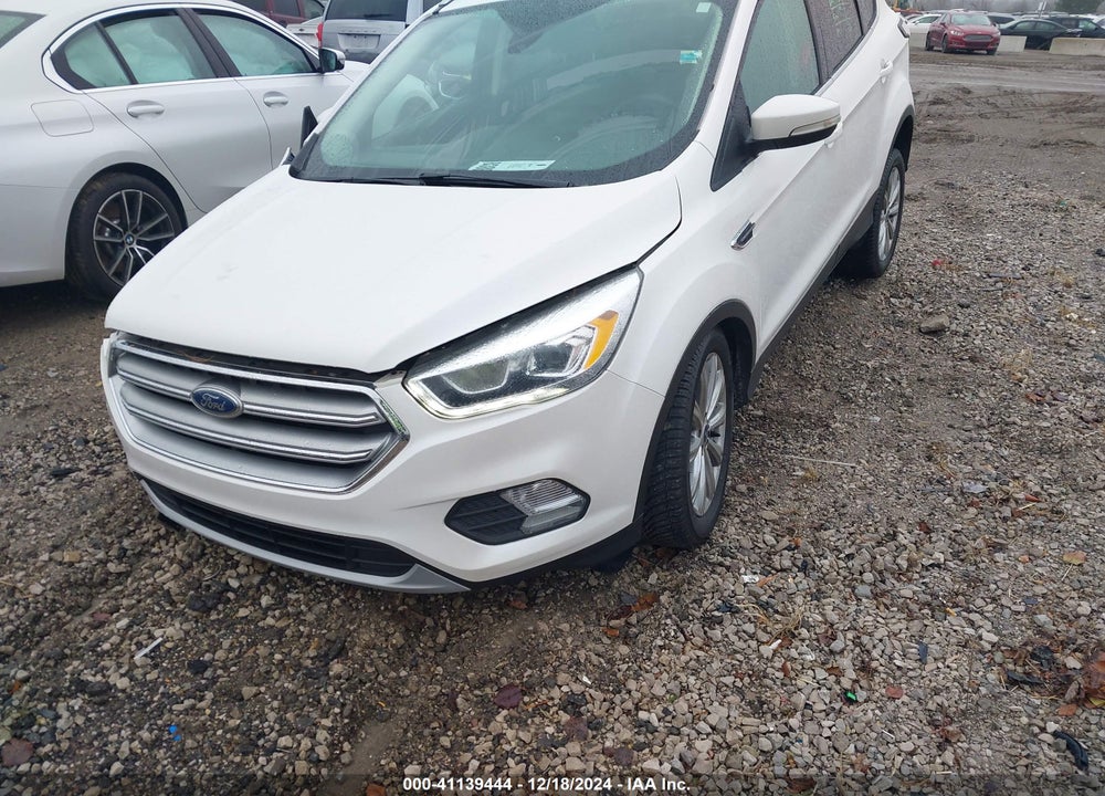 2017 FORD ESCAPE TITANIUM VIN: 1FMCU9J9XHUD84145