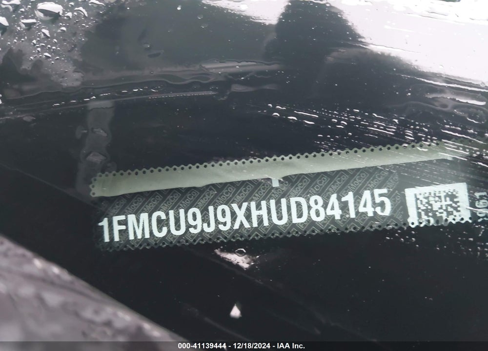 2017 FORD ESCAPE TITANIUM VIN: 1FMCU9J9XHUD84145