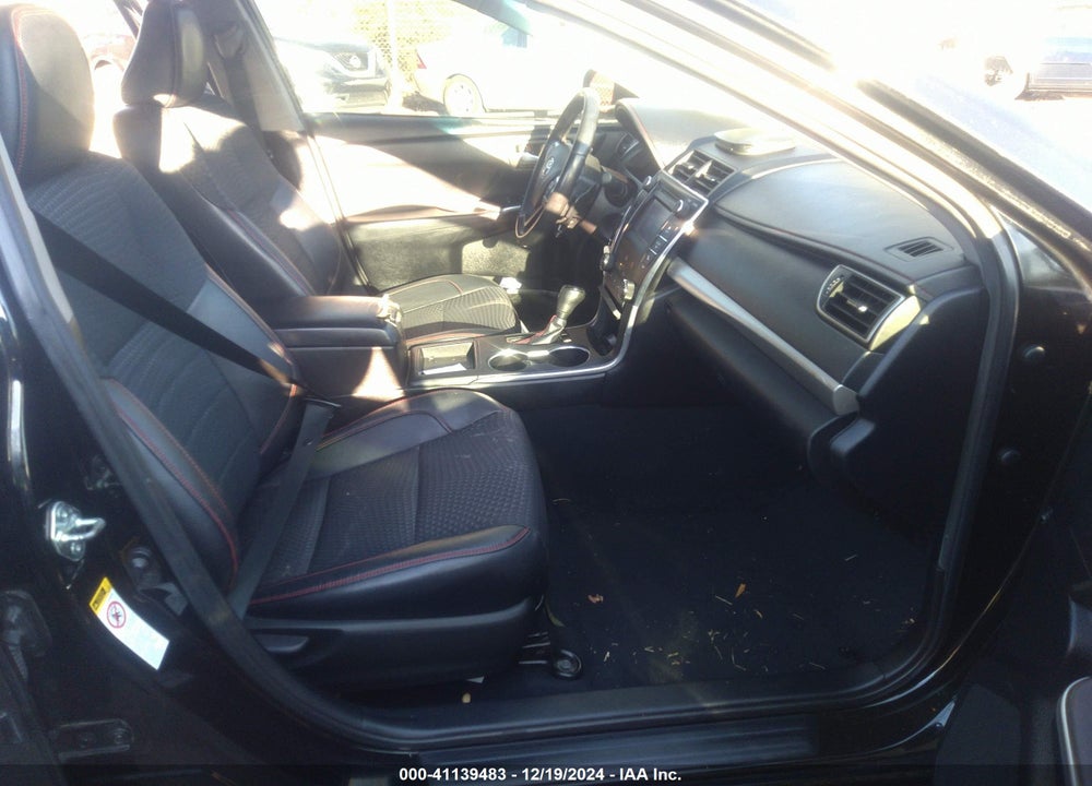 2015 TOYOTA CAMRY SE VIN: 4T1BF1FK3FU025137