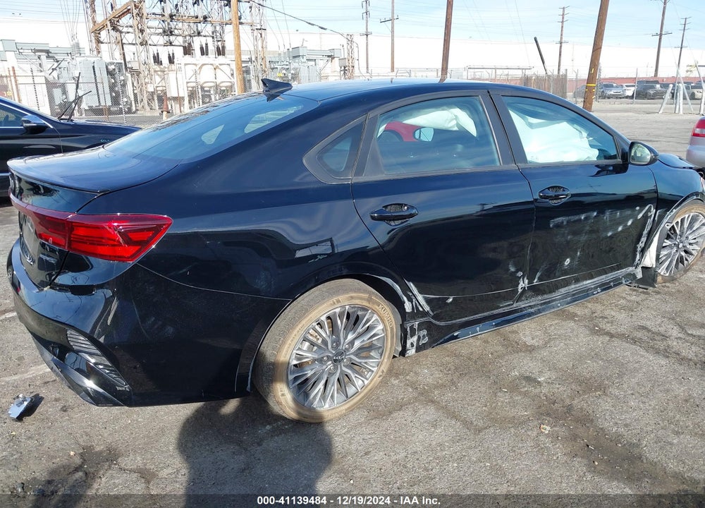2024 KIA FORTE VIN: 3KPF54AD2RE701812