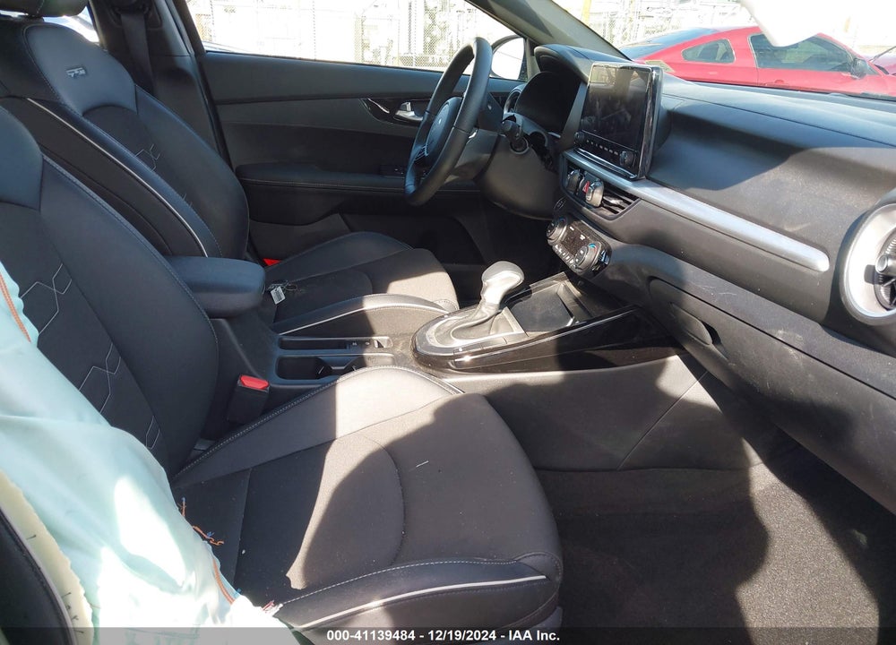 2024 KIA FORTE VIN: 3KPF54AD2RE701812
