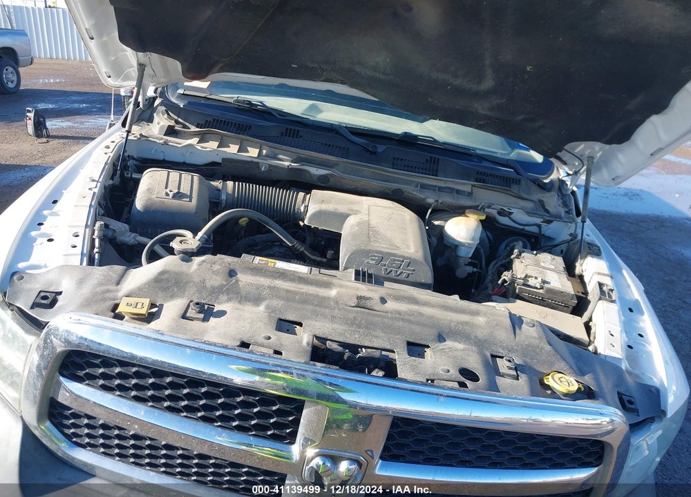 2018 RAM 1500 VIN: 1C6RR7FG6JS309799