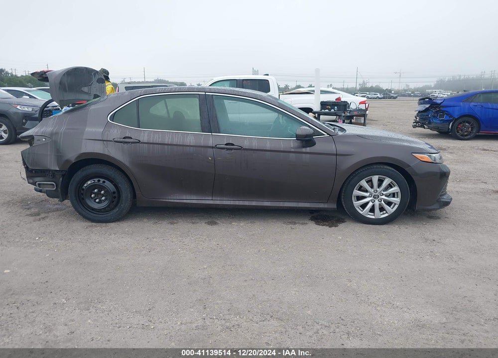 2018 TOYOTA CAMRY VIN: JTNB11HK5J3004140
