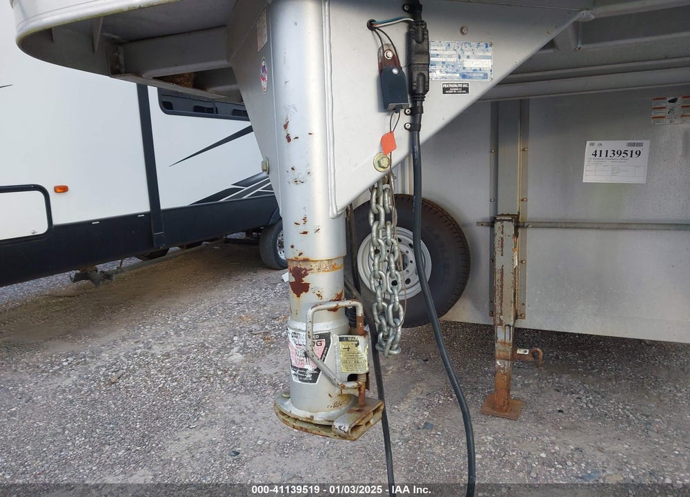 2005 FEATHERLITE --- VIN: 4FGB118265C078655