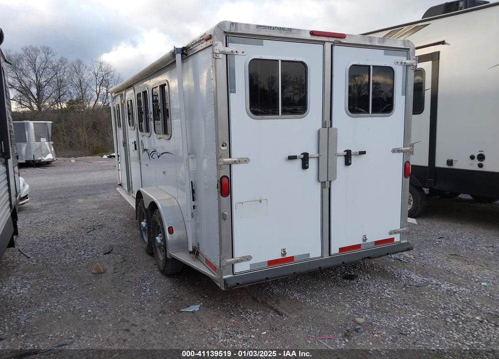 2005 FEATHERLITE --- VIN: 4FGB118265C078655