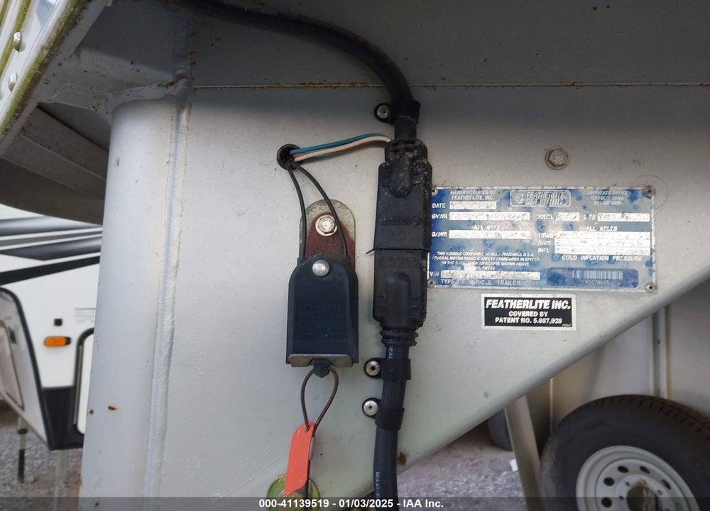 2005 FEATHERLITE --- VIN: 4FGB118265C078655