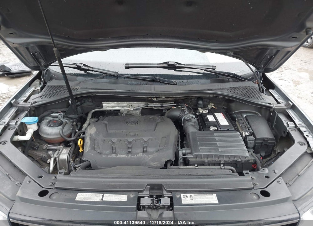 2018 VOLKSWAGEN TIGUAN 2.0T SE/2.0T SEL VIN: 3VV2B7AX5JM043661