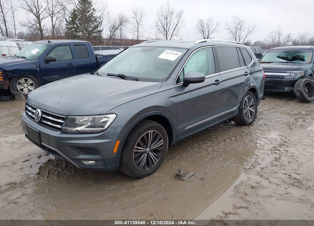 2018 VOLKSWAGEN TIGUAN 2.0T SE/2.0T SEL VIN: 3VV2B7AX5JM043661