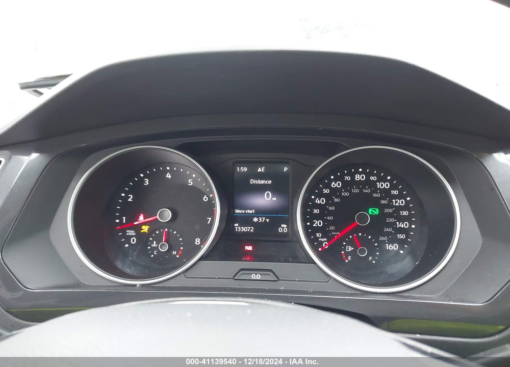 2018 VOLKSWAGEN TIGUAN 2.0T SE/2.0T SEL VIN: 3VV2B7AX5JM043661