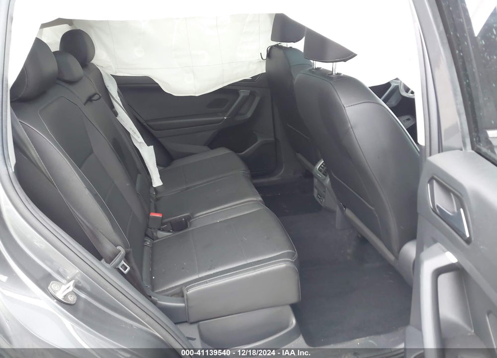 2018 VOLKSWAGEN TIGUAN 2.0T SE/2.0T SEL VIN: 3VV2B7AX5JM043661