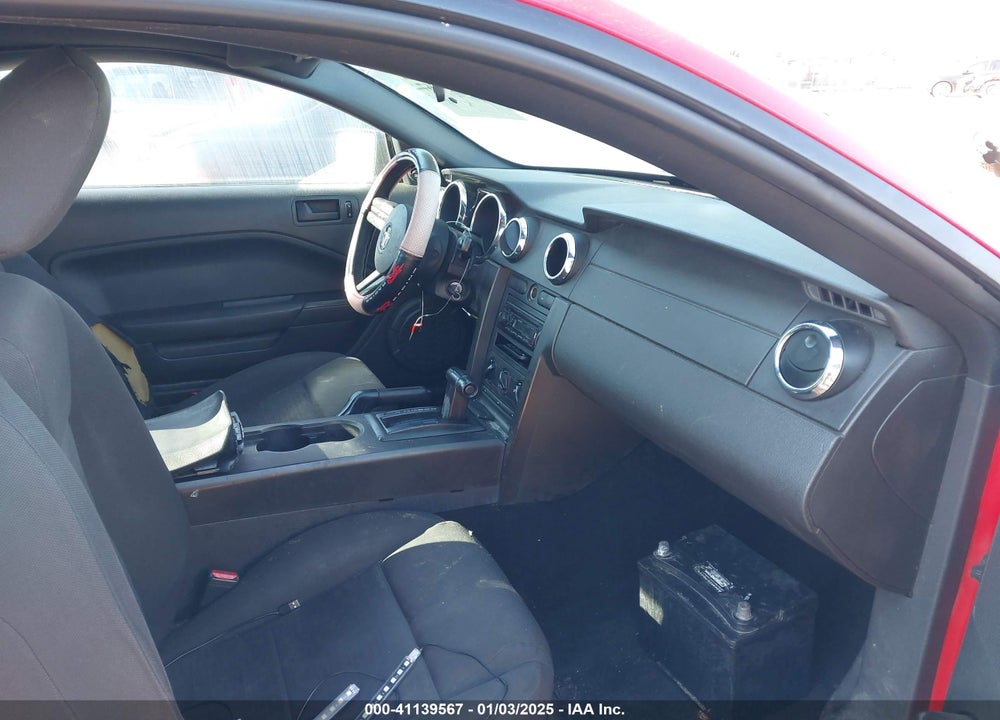 2005 FORD MUSTANG V6 DELUXE/V6 PREMIUM VIN: 1ZVFT80N255170847