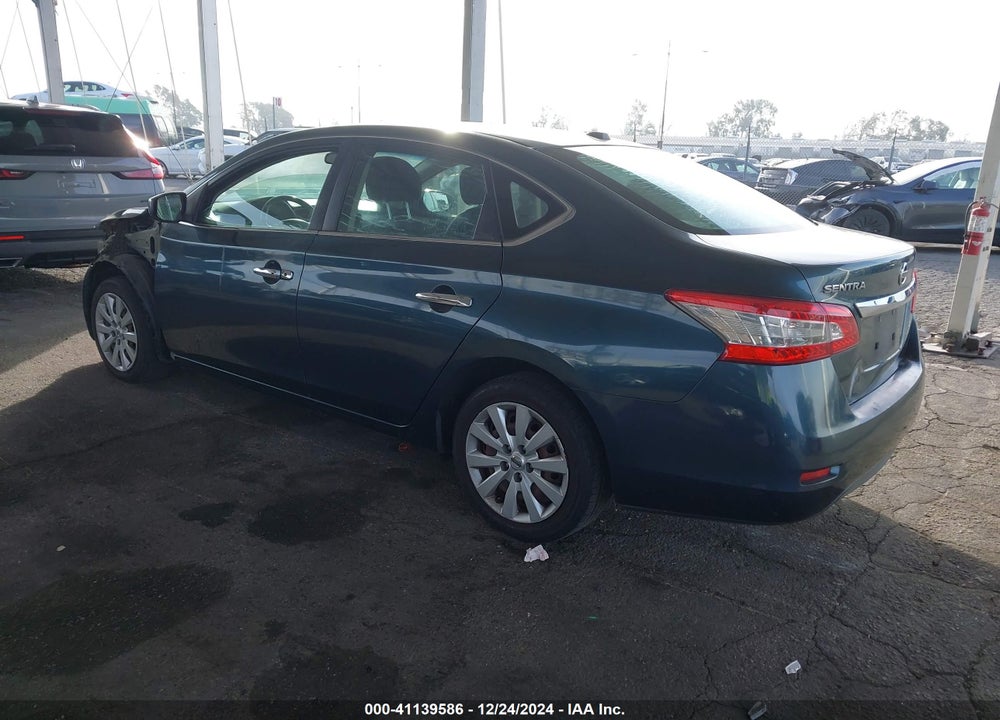 2015 NISSAN SENTRA SV VIN: 3N1AB7AP4FY305604