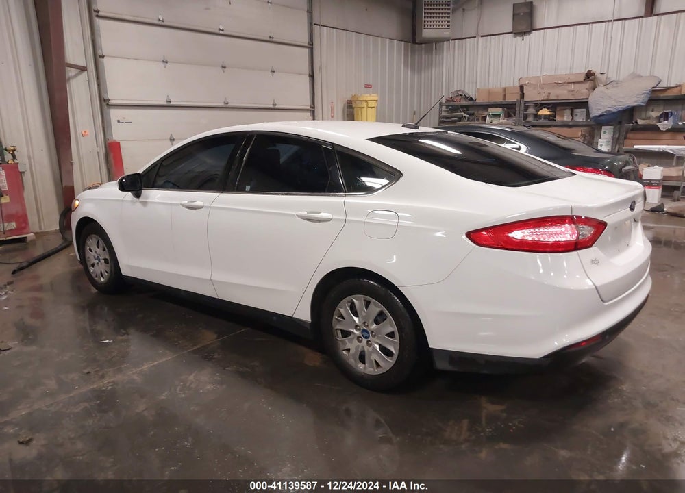 2013 FORD FUSION S VIN: 3FA6P0G72DR209020