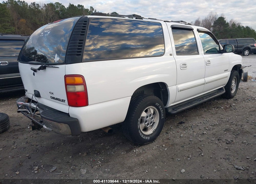 2000 CHEVROLET SUBURBAN 1500 LS VIN: 3GNEC16T4YG222169