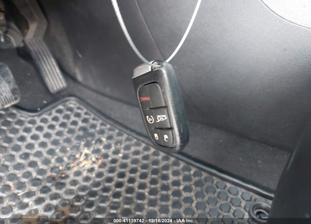 2019 JEEP CHEROKEE LATITUDE PLUS FWD VIN: 1C4PJLLB5KD346504