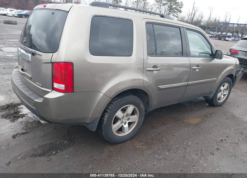 2011 HONDA PILOT EX-L VIN: 5FNYF4H56BB072799