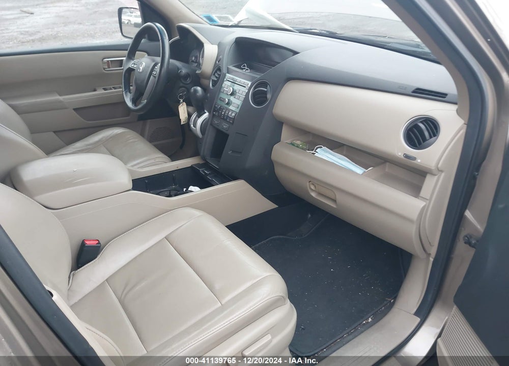2011 HONDA PILOT EX-L VIN: 5FNYF4H56BB072799