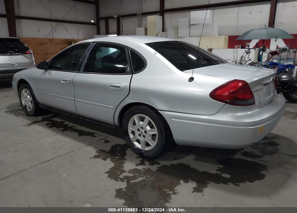 2005 FORD TAURUS SE VIN: 1FAFP53U65A279642