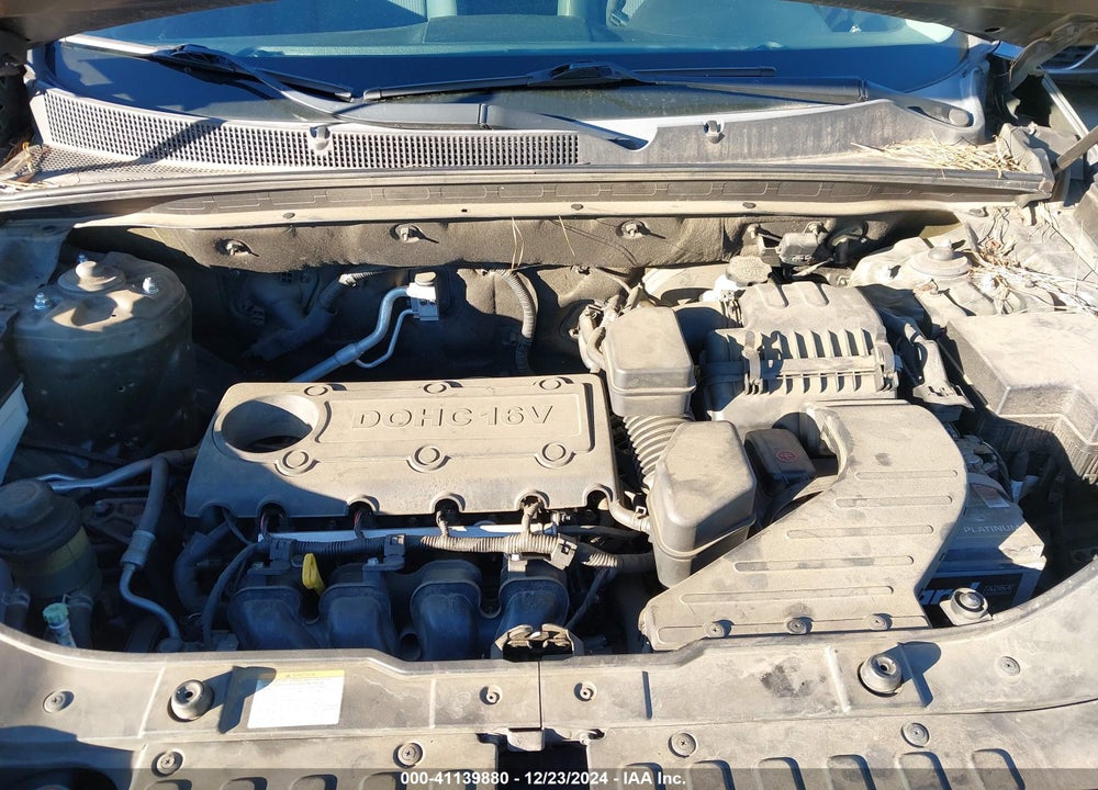2012 KIA SORENTO LX VIN: 5XYKT3A15CG195519