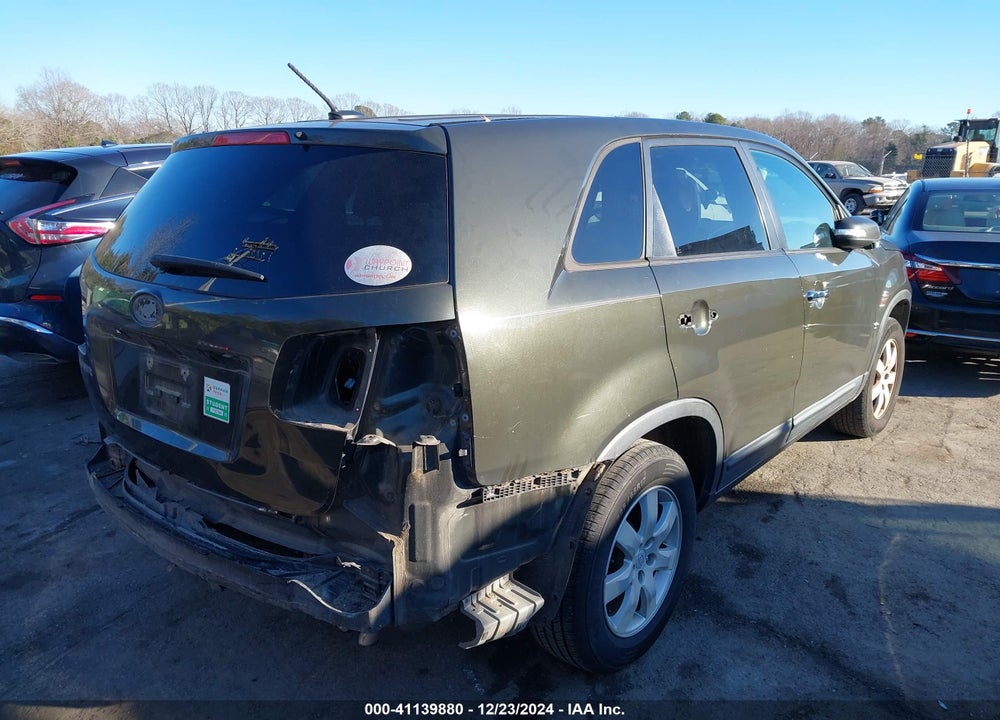 2012 KIA SORENTO LX VIN: 5XYKT3A15CG195519