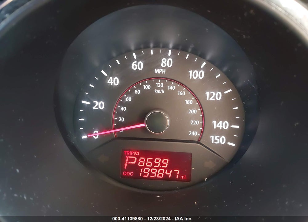 2012 KIA SORENTO LX VIN: 5XYKT3A15CG195519