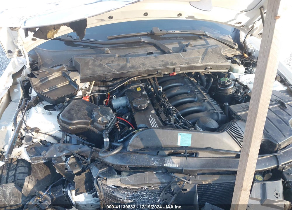 2008 BMW 328I VIN: WBAVA33528KX88417