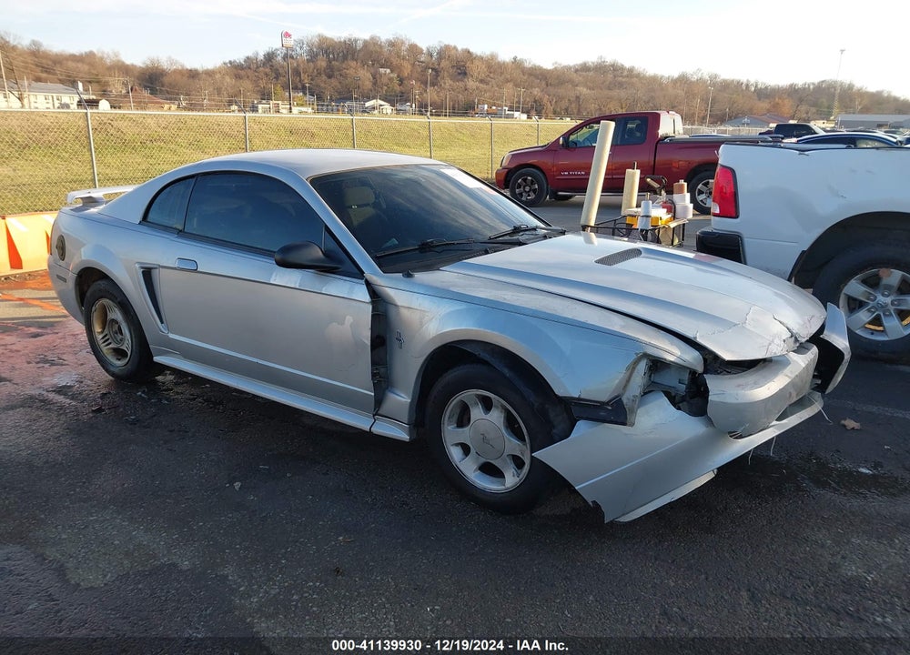 2001 FORD MUSTANG VIN: 1FAFP404X1F140500