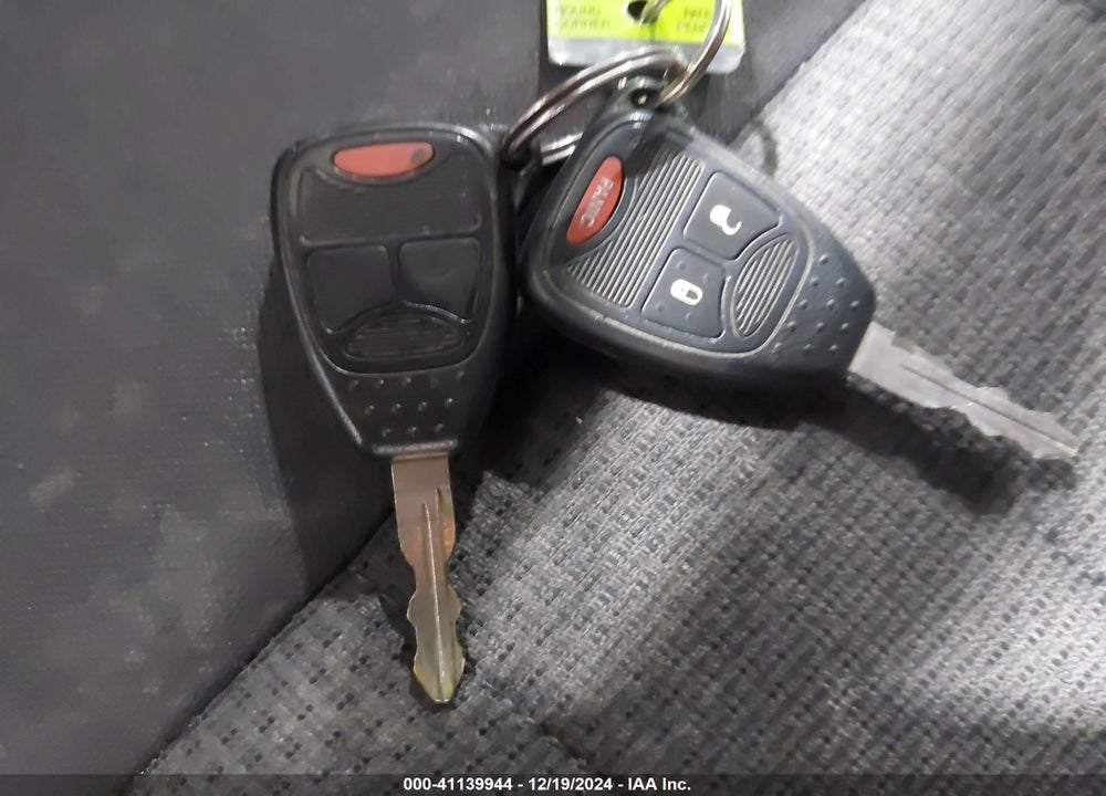 2011 DODGE NITRO HEAT VIN: 1D4PU4GK7BW602463