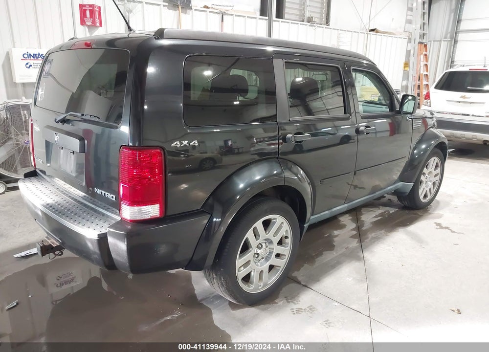 2011 DODGE NITRO HEAT VIN: 1D4PU4GK7BW602463