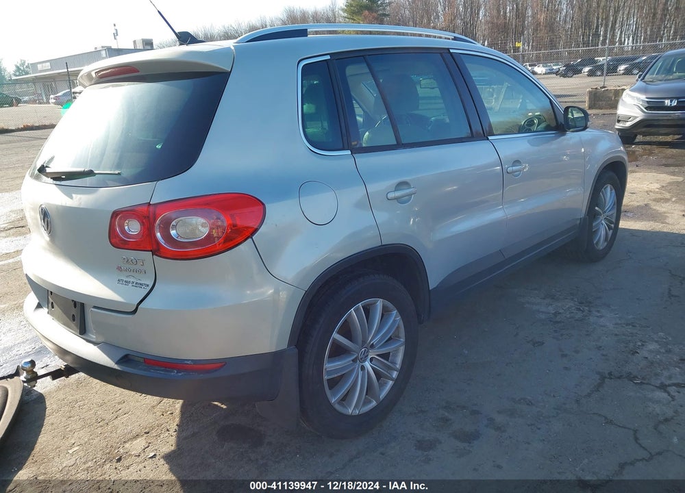 2010 VOLKSWAGEN TIGUAN SEL VIN: WVGBV7AX0AW513192