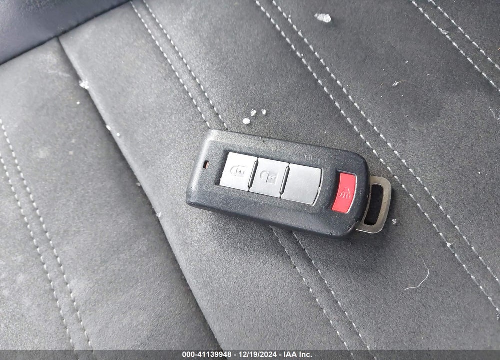 2019 MITSUBISHI OUTLANDER SE VIN: JA4AD3A34KZ043445